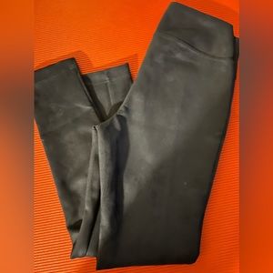 Suede microfiber black leggings sz med  like new
